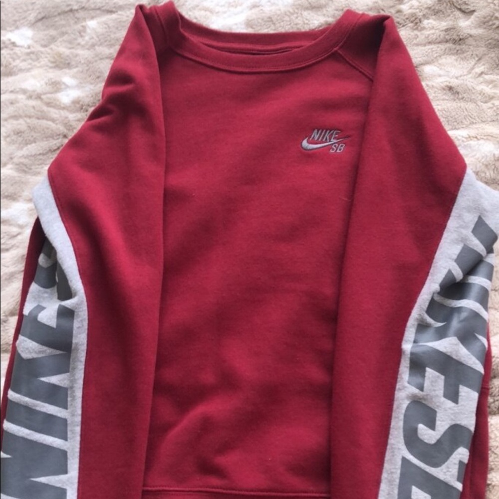 Nike sweatshirt